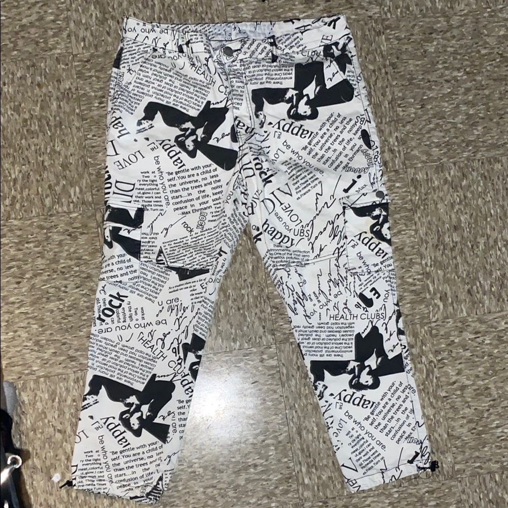 Black and White Graphic Print Pants